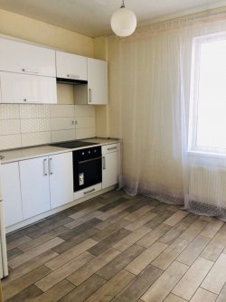 Продам 1-комнатную квартиру в радужном массиве 9b95a7852a - зображення 1