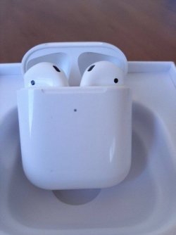 Air Pods 2 оригинал e58112149b - зображення 1