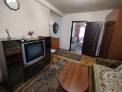 Продам. 2-к.кв. 5/5, ж/м «Північний», вул. Семафорна, 30-Б 8875fa4a13 - зображення 1