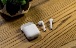 Наушники Apple AirPods 2 (Оригинал, в заводской пленке!) f5c823a4ad - зображення 1