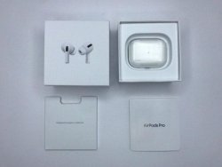 Продам новые AirPods 56f88a2283 - зображення 1