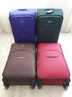 FLY 1708 Польща НА 4 колесах валізи чемоданы e36862aca1 - зображення 1