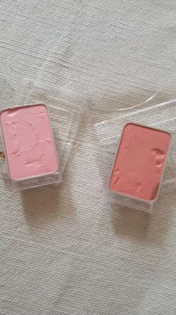 Компактные румяна, DiorBlush Vibrant Colour Powder Blush 50714845ba - зображення 1