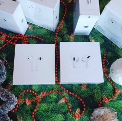 Оригинальные наушники AirPods ddea0815e9 - зображення 1