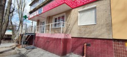Продам магазин 64 кв. м, 1/9, ж/м «Тополь-3» вул. Василя Барки, 51 d80d8fd91c - зображення 1