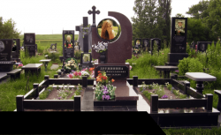 Гранитные памятники, комплексы, мемориалы 8c4bf711b0 - зображення 1