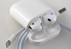 Оригинальные AirPods 2 c86b0cf255 - зображення 1