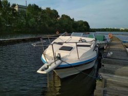 Моторная яхта Bayliner 2455 Sunbridge f4fe9049c8 - зображення 1