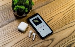 Apple Airpods 2 e5d2aaa8a6 - зображення 1